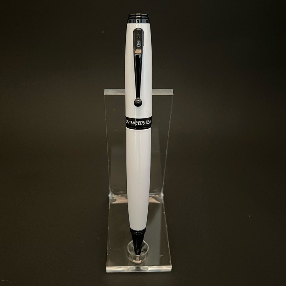 Montverde Invincia Color Fusion Skyhawk White Ballpoint Pen